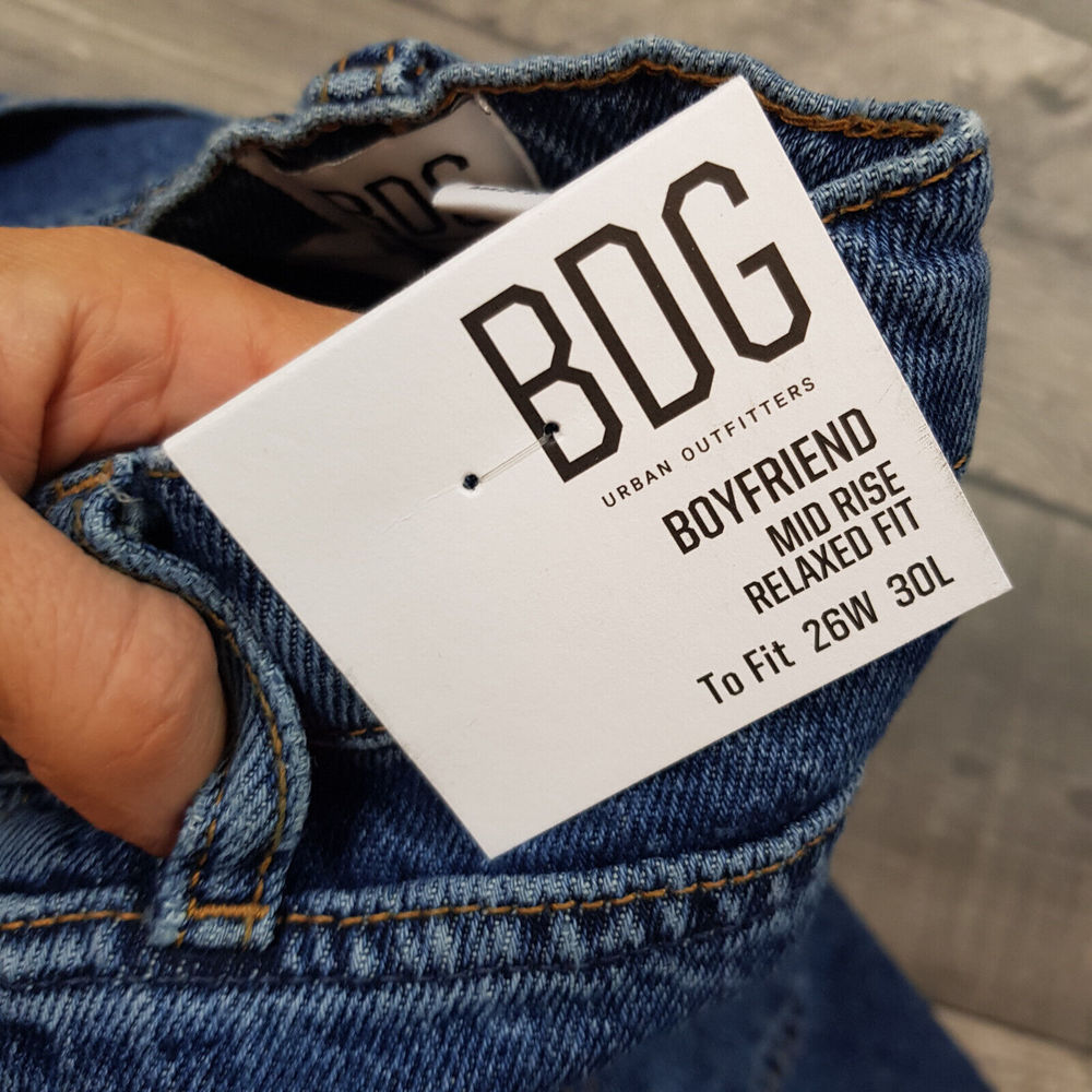 Urban Outfitters BDG Boyfriend Jeans W26 L30 UK 8 BLue Mid Rise Relaxed Fit BNWT - Picture 6 of 10